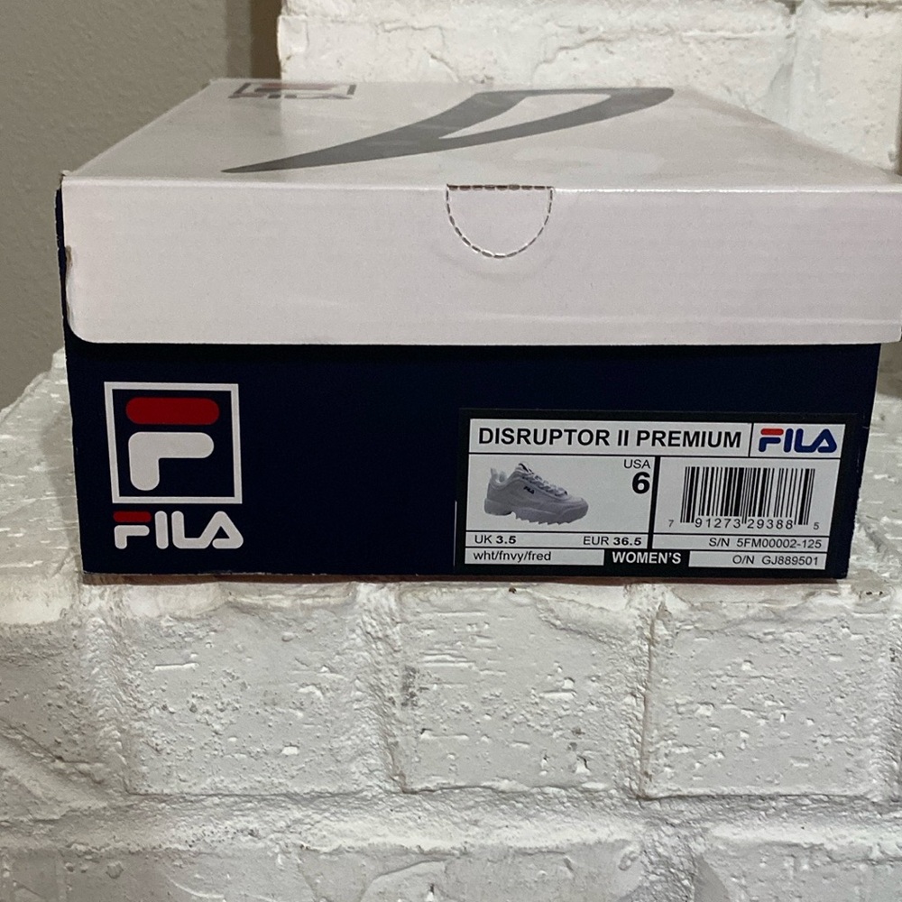 FILA - Picture 6 of 6
